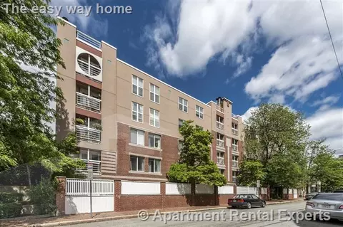 345 Franklin St #403, Cambridge, MA 02139