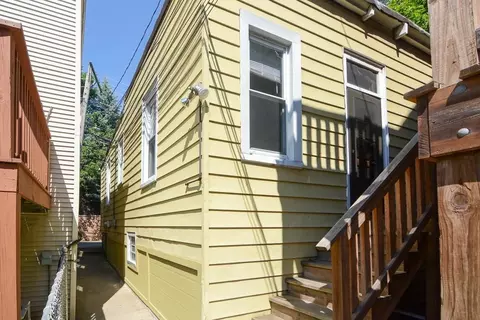 2616 N Marshfield Ave #CH, Chicago, IL 60614