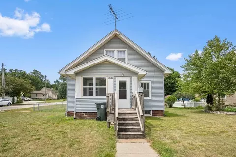 1621 Main St, Cedar Falls, IA 50613