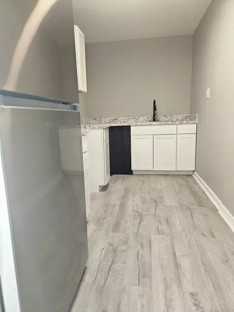 157 Old Shaw Rd #2, Fayetteville, NC 28303