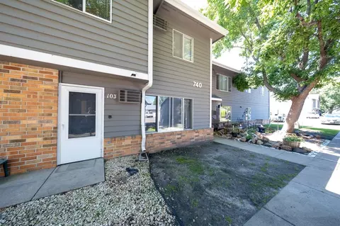 740 W Village Rd #103, Chanhassen, MN 55317