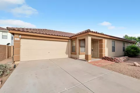 2216 E Spruce Dr, Chandler, AZ 85286