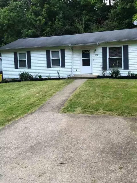 123 Kingswood Dr, Culloden, WV 25510