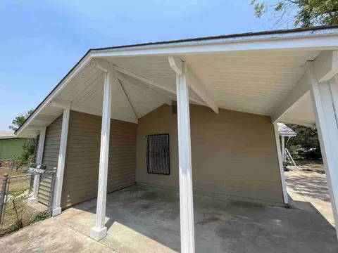 5547 Stonybrook Dr, San Antonio, TX 78242