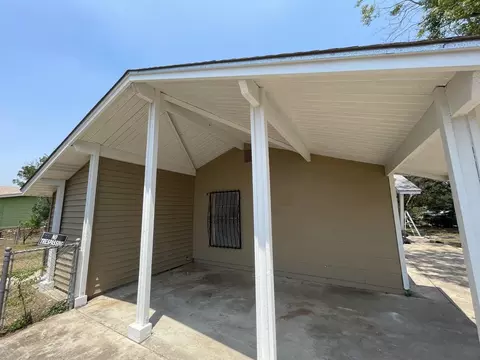 5547 Stonybrook Dr, San Antonio, TX 78242