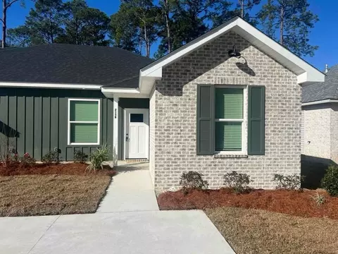 215 Hoover Dr #B, Slidell, LA 70461
