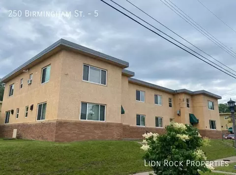 250 Birmingham St #5, Saint Paul, MN 55106