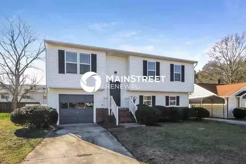 8205 Wynewood Ct, Raleigh, NC 27616