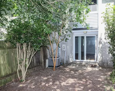 751 Center St, Mount Pleasant, SC 29464