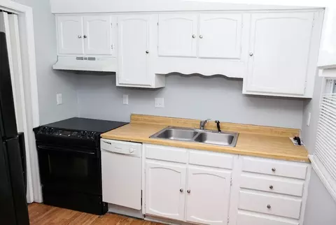 751 Center St, Mount Pleasant, SC 29464