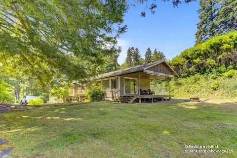 1168 NW Sunlit Ln, Bremerton, WA 98312
