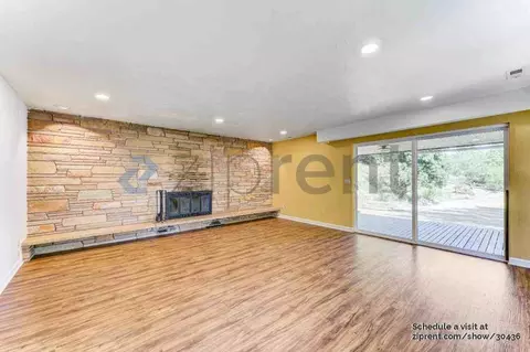 1168 NW Sunlit Ln, Bremerton, WA 98312