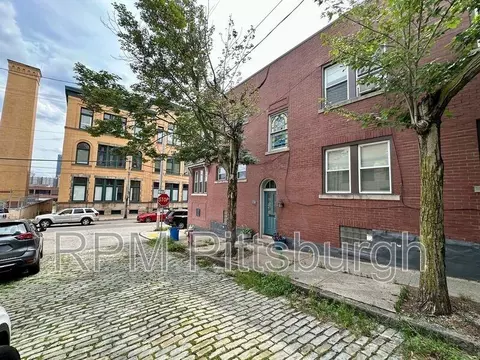 1101 Linden Pl #1ST, Pittsburgh, PA 15212