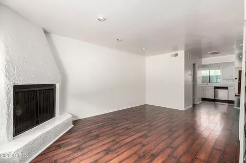 3501 N 64th St #11, Scottsdale, AZ 85251