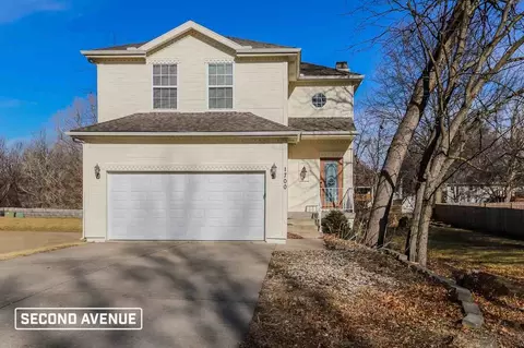 1700 NE 114th St, Kansas City, MO 64155