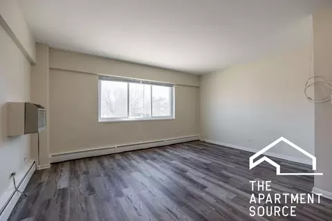 1400 Chicago Ave #208, Evanston, IL 60201