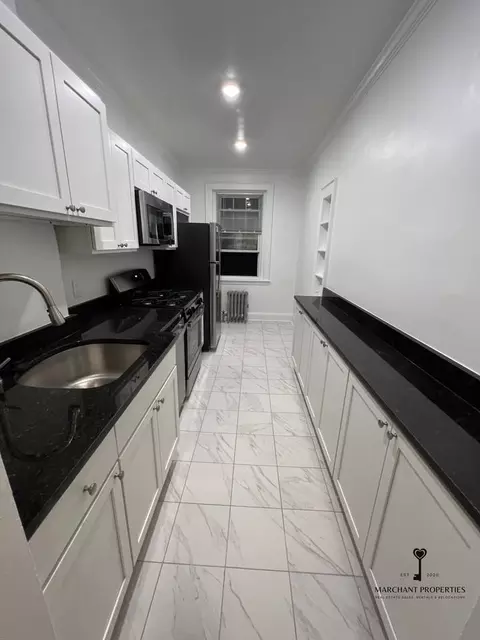 102 Kilsyth Rd #33, Boston, MA 02135