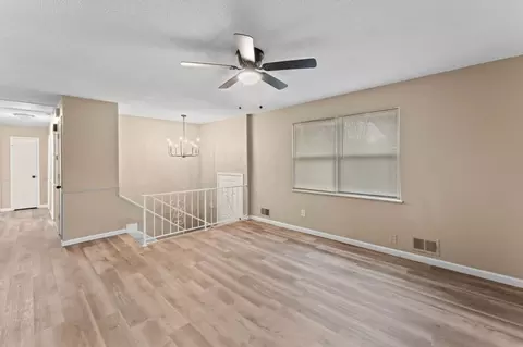 1100 SW Kingscross Rd, Blue Springs, MO 64014