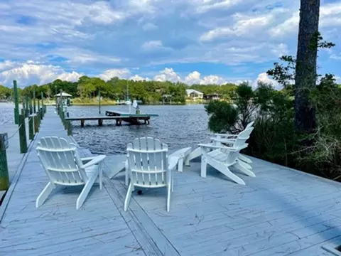 709 Sixth St, Destin, FL 32541
