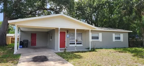 1053 Audrey Dr, Daytona Beach, FL 32117