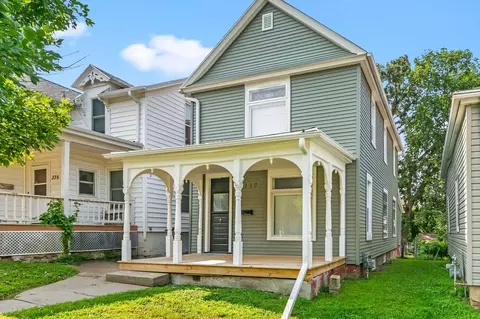 337 Sherman Ave, Council Bluffs, IA 51503