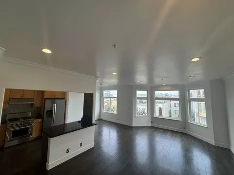 2919 23rd St #2, San Francisco, CA 94110