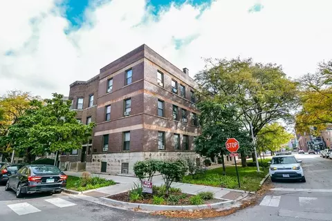 1148 W Waveland Ave #3E, Chicago, IL 60613