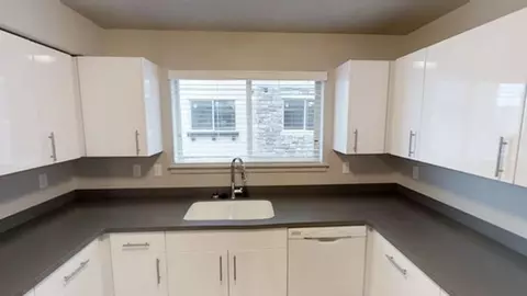 1700 Sandhill Rd #301, Orem, UT 84058