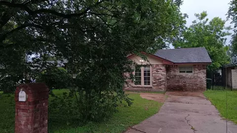 6311 Hidden Arbor Ln, Houston, TX 77088