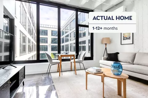 5050 N Broadway #383, Chicago, IL 60640