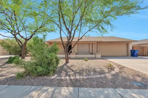 7647 S Kenwood Ln, Tempe, AZ 85284