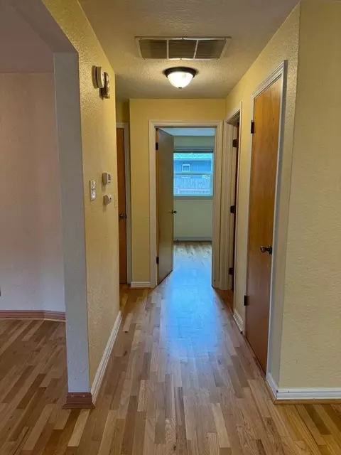 852 Leigh St, Eugene, OR 97401 photo 13
