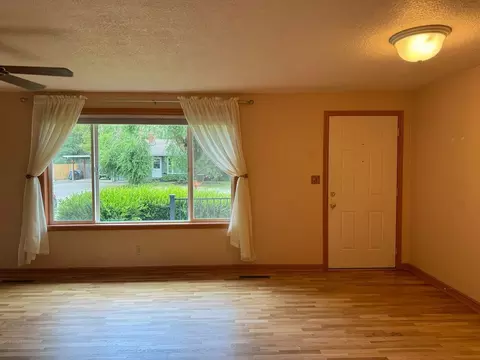 852 Leigh St, Eugene, OR 97401 photo 8