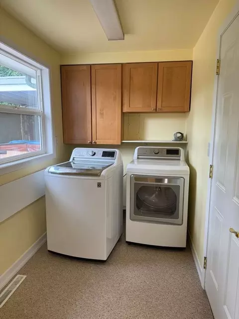 852 Leigh St, Eugene, OR 97401 photo 33