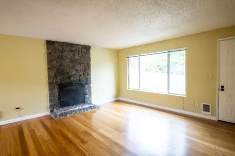 3717 SE 35th Pl, Portland, OR 97202