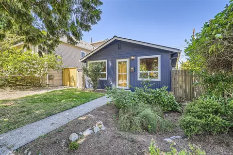 2624 E Roy St, Seattle, WA 98112