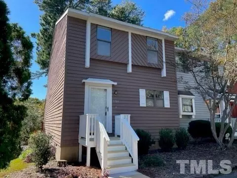 5709 Pool Side Dr, Raleigh, NC 27612