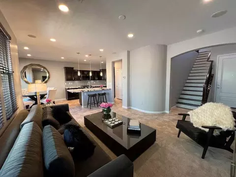 11246 Filmore Heights Ct, Summerlin South, NV 89135
