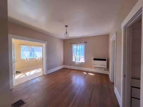 491 Fairbanks Ave #2, Oakland, CA 94610