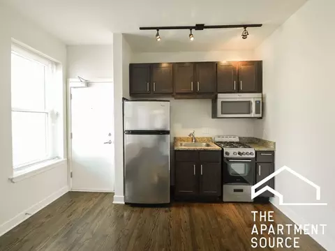 1912 N Lincoln Ave #302, Chicago, IL 60614