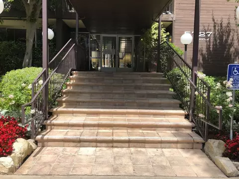Peninsula Ctr, Rolling Hills Estates, CA 90274