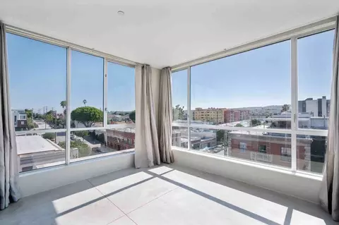 285 W 6th St #518, San Pedro, CA 90731
