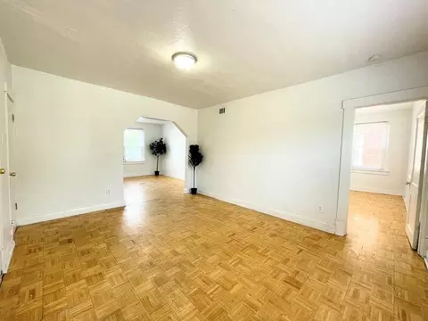 7202 Lyndover Pl #2W, Maplewood, MO 63143