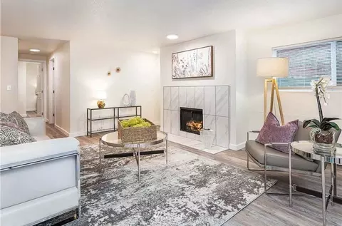 1001 W Howe St #A2, Seattle, WA 98119