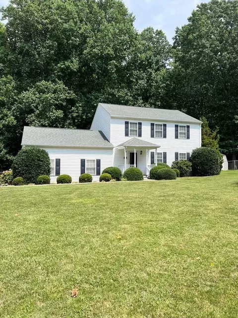 108 Fieldstone Ct, Lynchburg, VA 24502