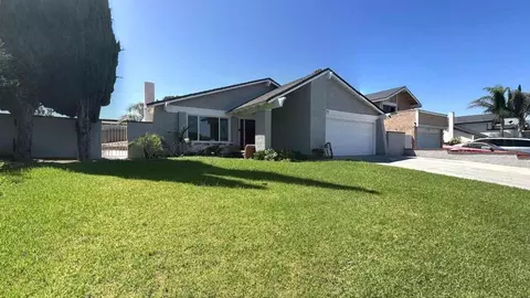 1177 Springbrook St, Corona, CA 92878 photo 2