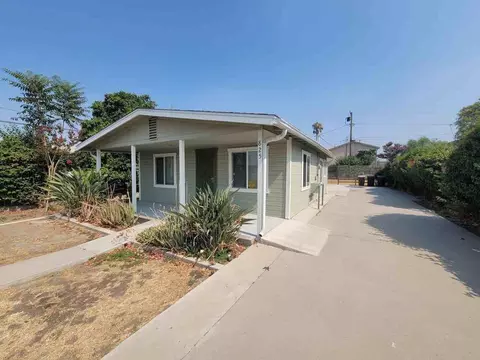 825 E G St, Colton, CA 92324 photo 2