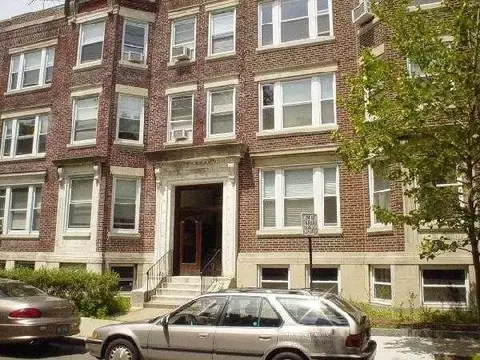 31 Gibbs St, Brookline, MA 02446