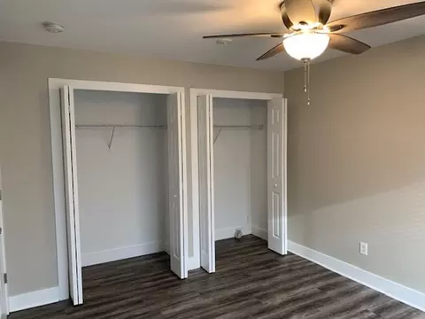 1727 E 14 Mile Rd, Birmingham, MI 48009