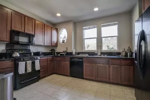 1386 Dandelion Way, San Marcos, CA 92078